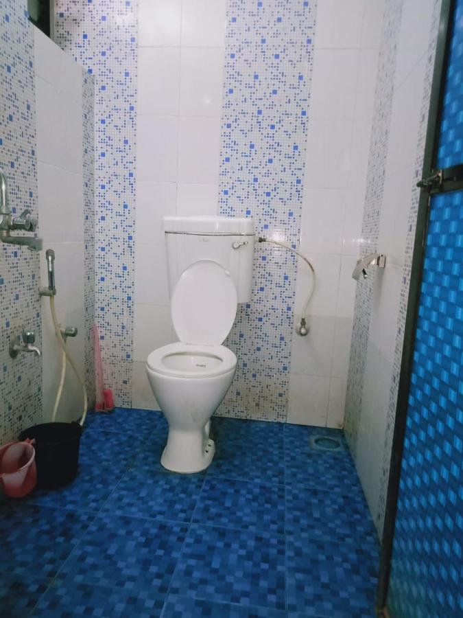 Rasta Mansion Beach Hostel And Rooms Arambol Bagian luar foto
