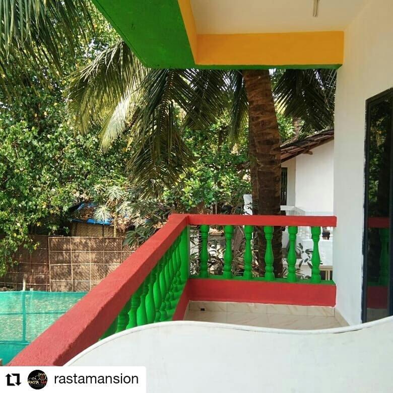Rasta Mansion Beach Hostel And Rooms Arambol Bagian luar foto