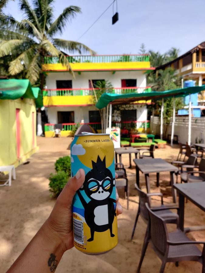 Rasta Mansion Beach Hostel And Rooms Arambol Bagian luar foto