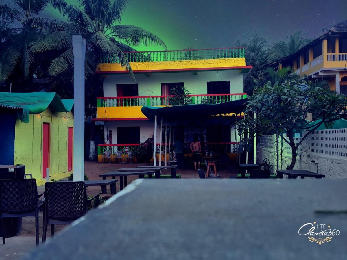 Rasta Mansion Beach Hostel And Rooms Arambol Bagian luar foto