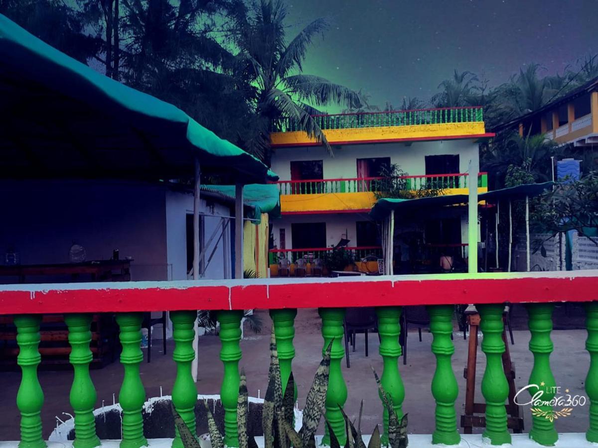 Rasta Mansion Beach Hostel And Rooms Arambol Bagian luar foto